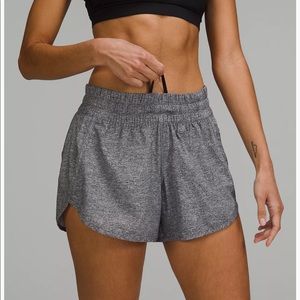 Lululemon Tracker Low-Rise Lined Short 4", Heather Lux Multi Black/Black